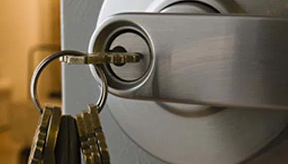 Pittsburgh Locksmith Master Pittsburgh, PA 412-226-6526 - emergency-locksmith-opening